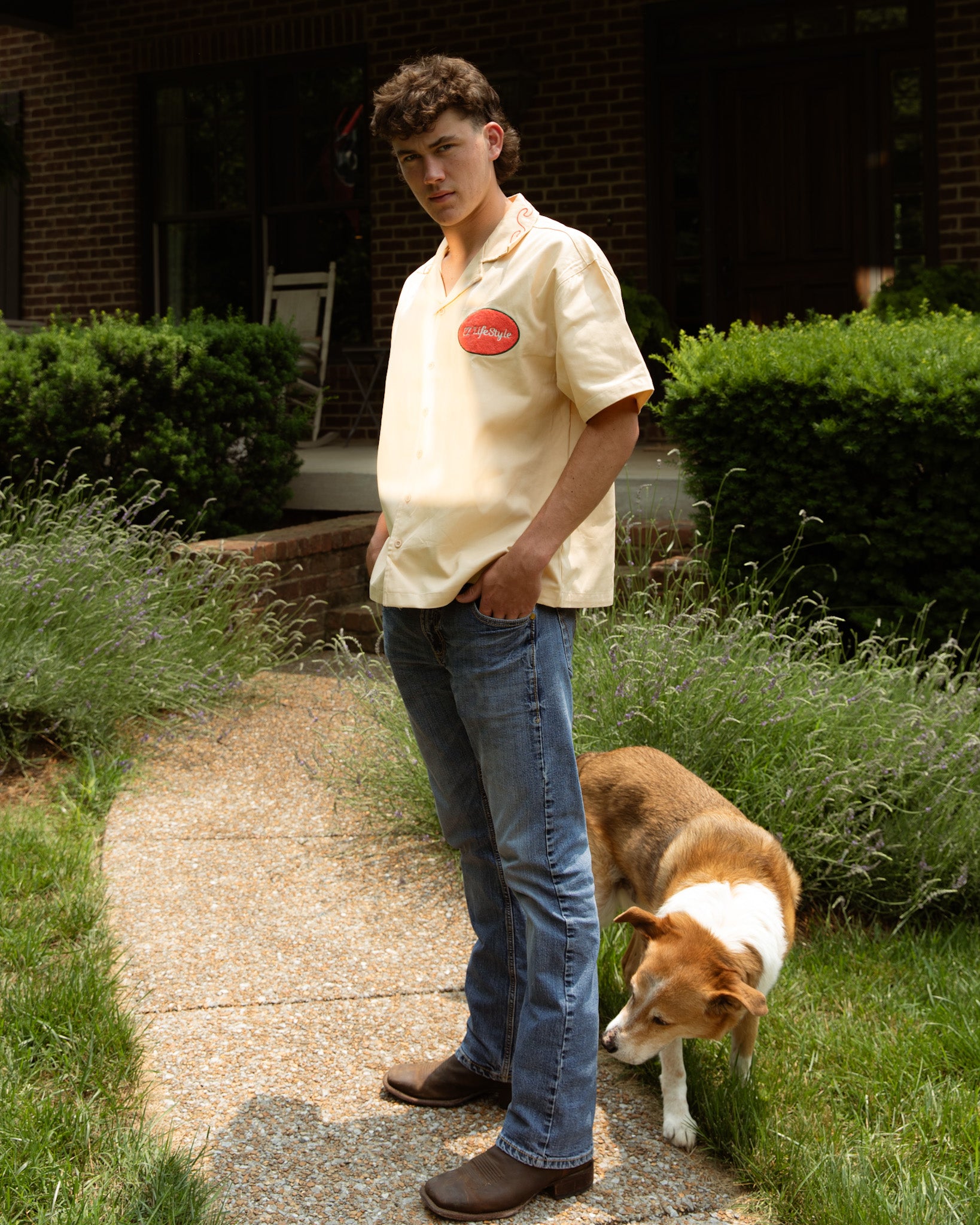 EZ RELAXED EMBROIDERED SHIRT